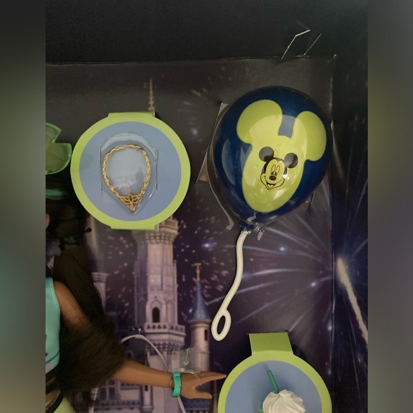Disney Tiana ily Disney Park Doll - Picture 11 of 14
